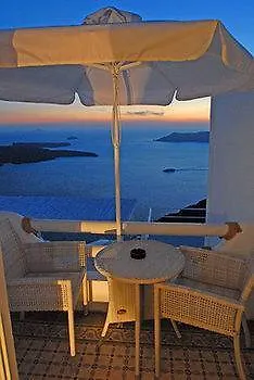 Sunny Imerovigli (Santorini)