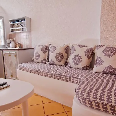 Sunny 4* Imerovigli (Santorini)